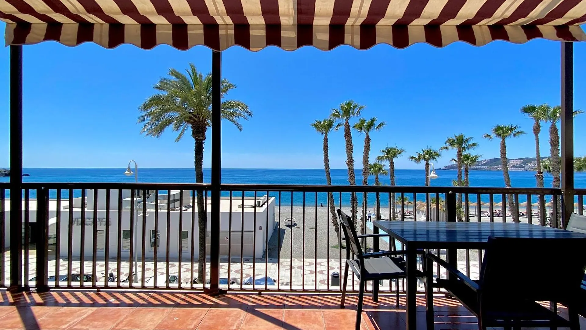 Vistas Privilegiadas Al Mar Almuñécar Appartamento